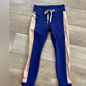 FABLETICS Mid Rise Powerhold Tie Waist 7/8 Legging Pants Small